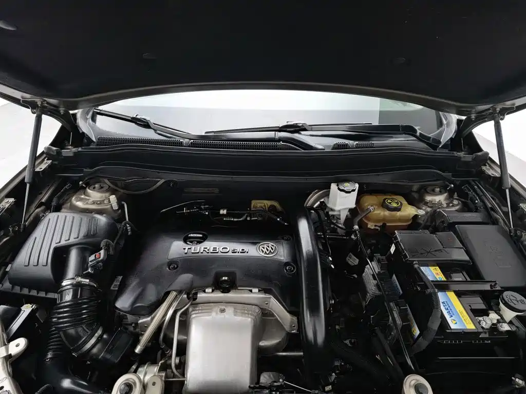 Buick Envision Plus — миниатюра 6