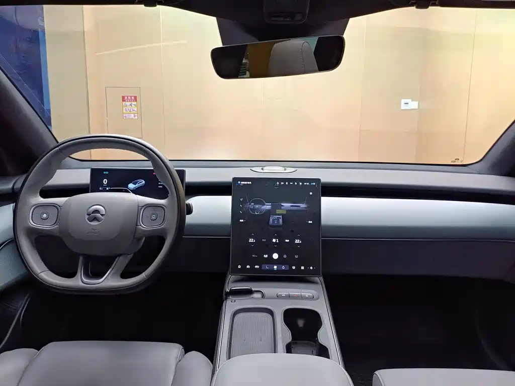 NIO ET5T — миниатюра 19