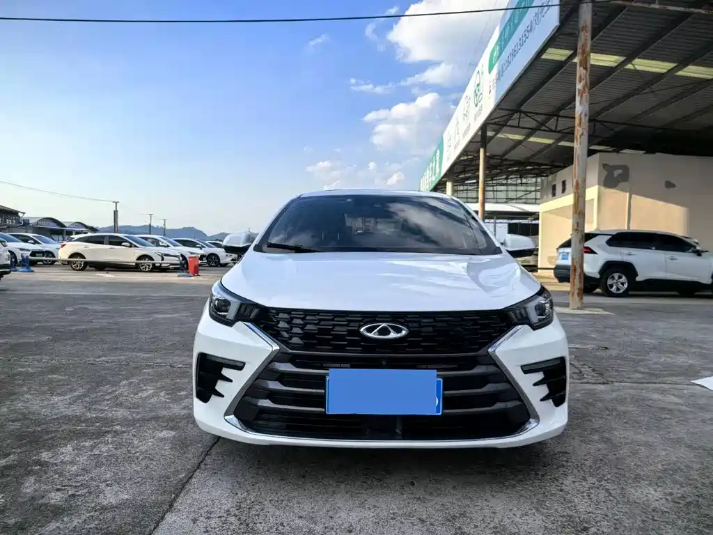 Chery Arrizo 5 PLUS — миниатюра 2