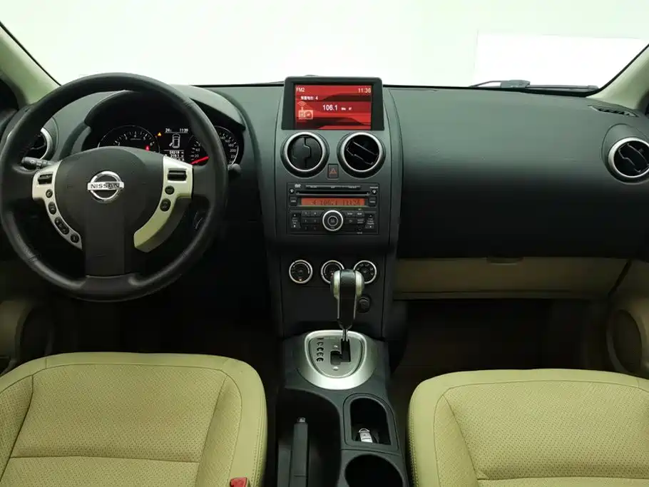 Nissan Qashqai — миниатюра 12
