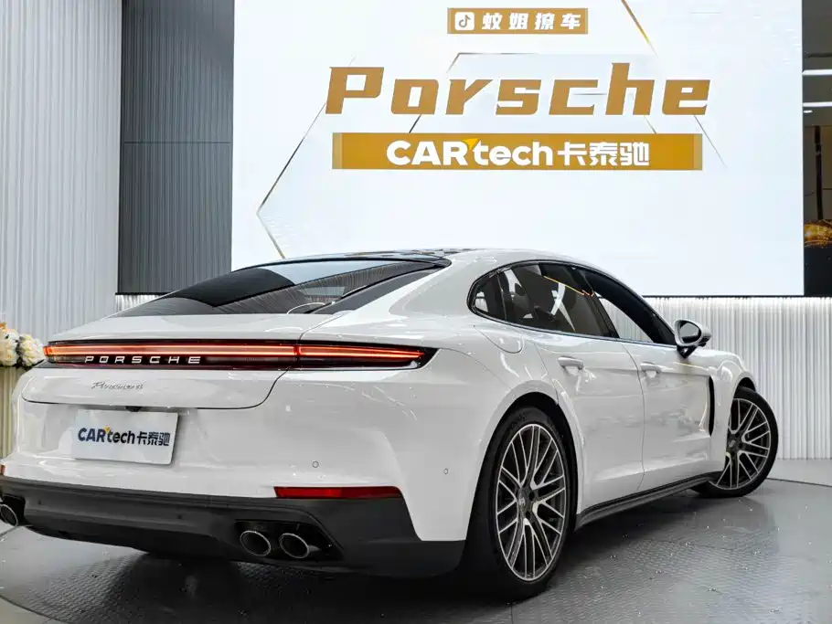 Porsche Panamera — миниатюра 7