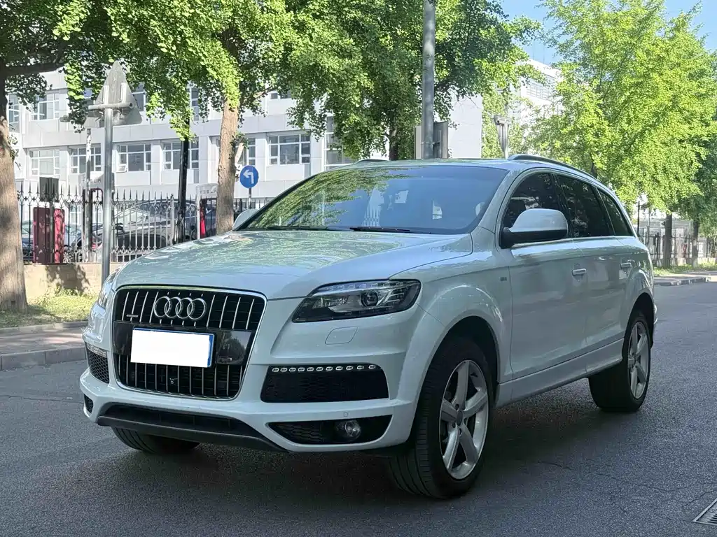Audi Q7 2015