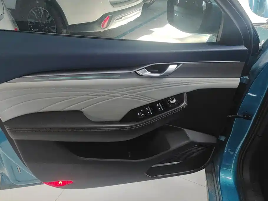 Geely Xingrui — миниатюра 7