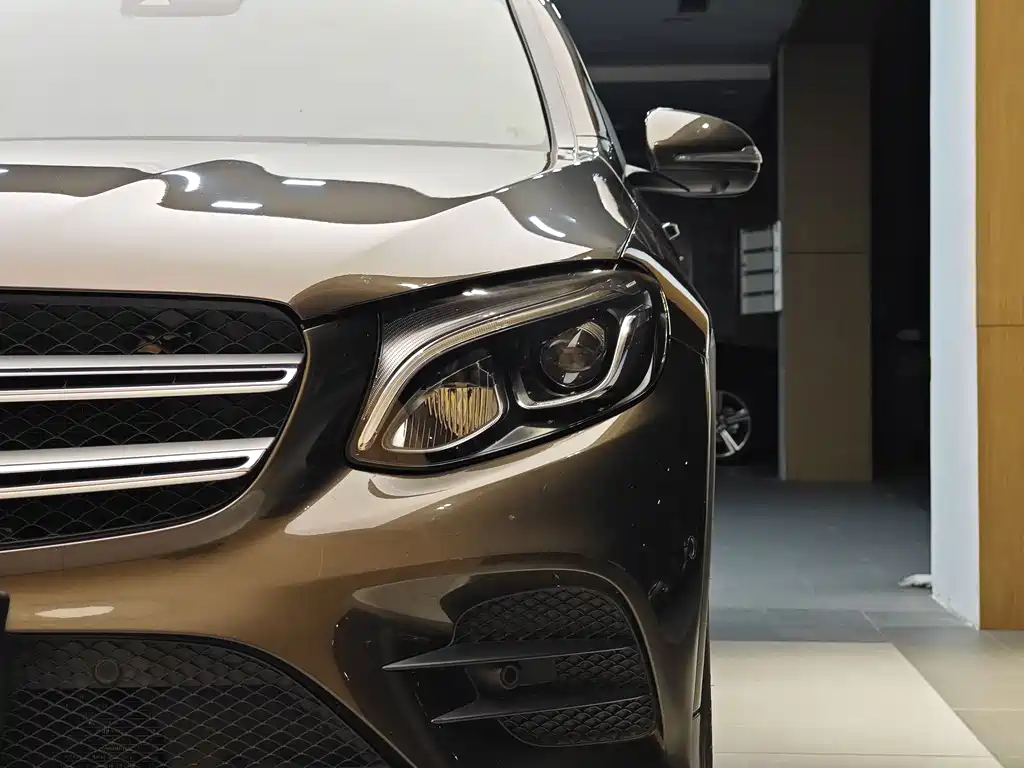 Mercedes-Benz GLC 2017 GLC 260 4MATIC Luxury