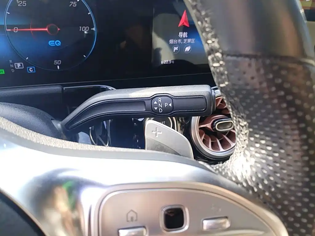 Mercedes-Benz EQA — миниатюра 14