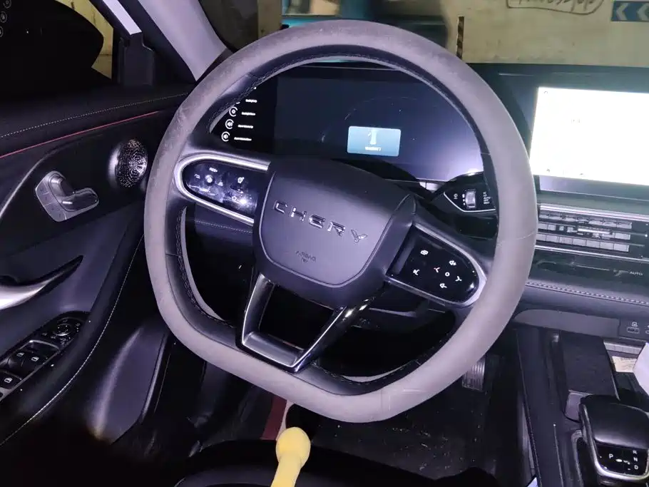 Chery Arrizo 8 — миниатюра 15