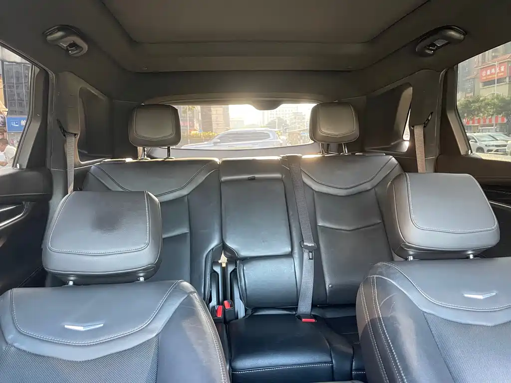 Cadillac XT5 — миниатюра 15