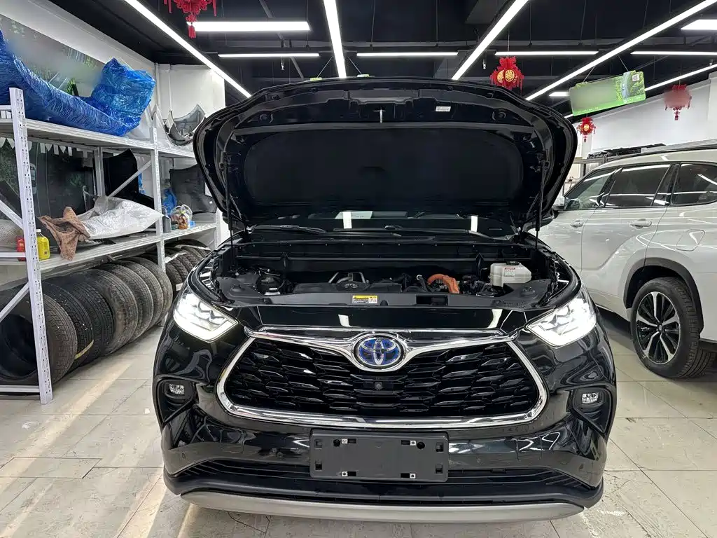 Toyota Highlander — миниатюра 4