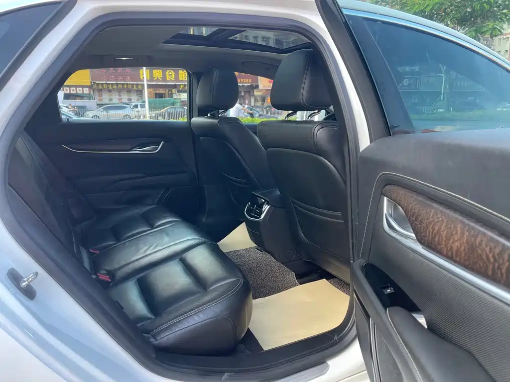 Cadillac XTS — миниатюра 13