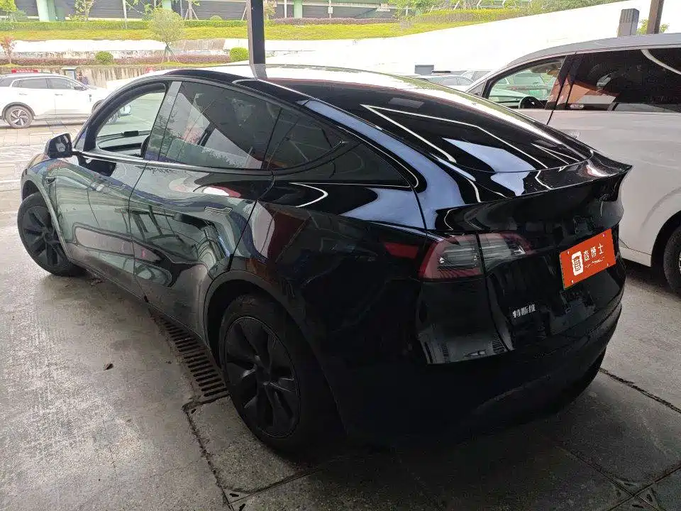 Tesla Model Y — фотографии объявления, Фото 12
