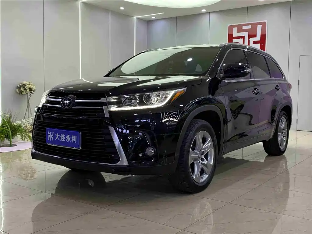 Toyota Highlander 2021