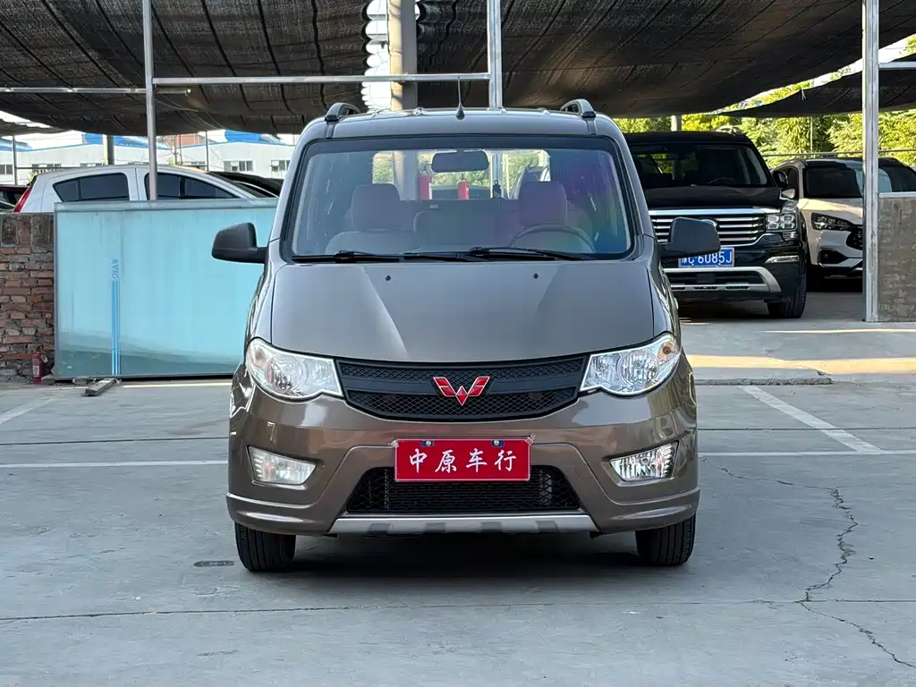 Wuling Hongguang — миниатюра 2