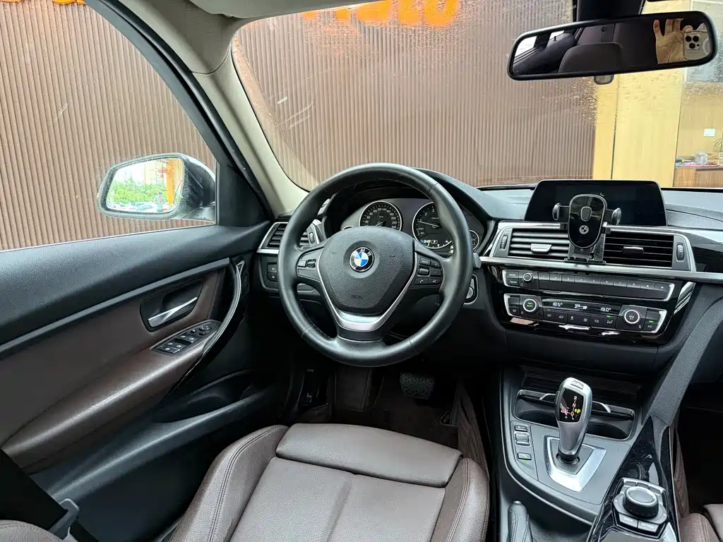 BMW 3 Series — миниатюра 16
