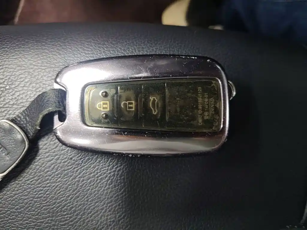 Toyota Camry 2021 2.5G Luxury