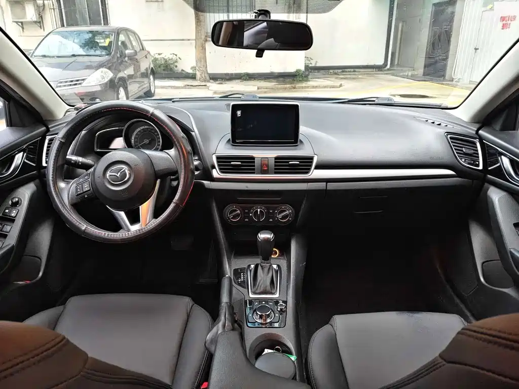 Mazda 3 Axela — миниатюра 7