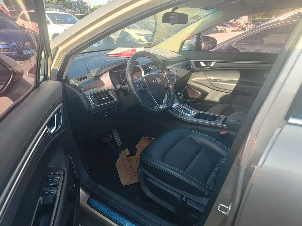Geely Emgrand GS — миниатюра 4