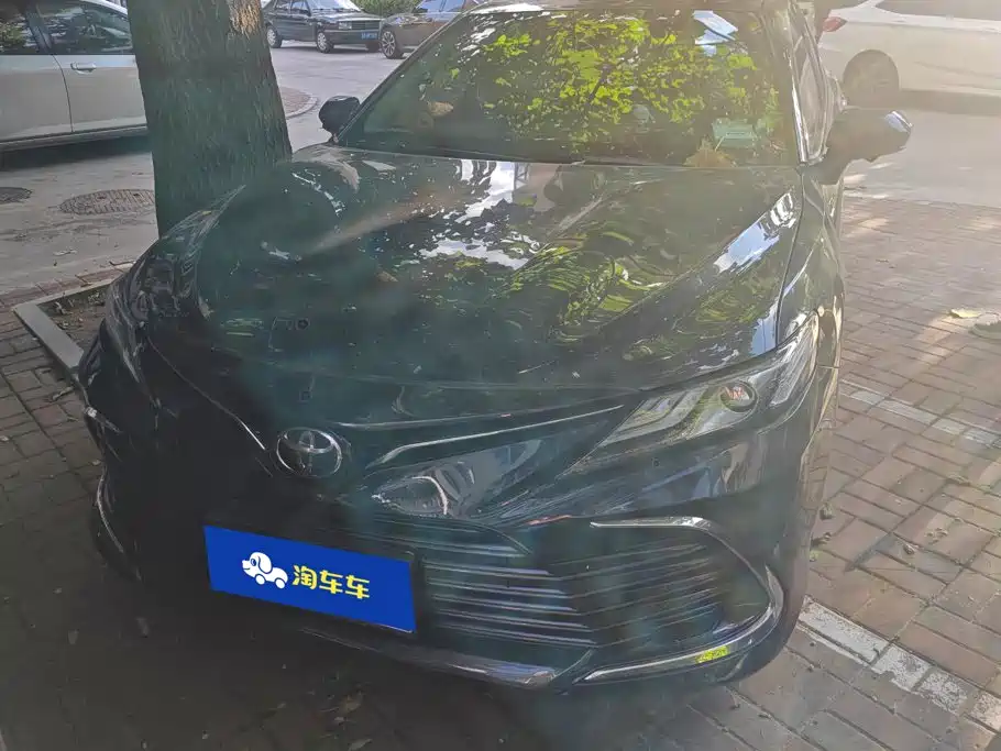 Toyota Camry — миниатюра 2