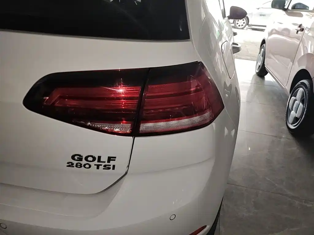 Volkswagen Golf 2019 280TSI DSG Comfort V