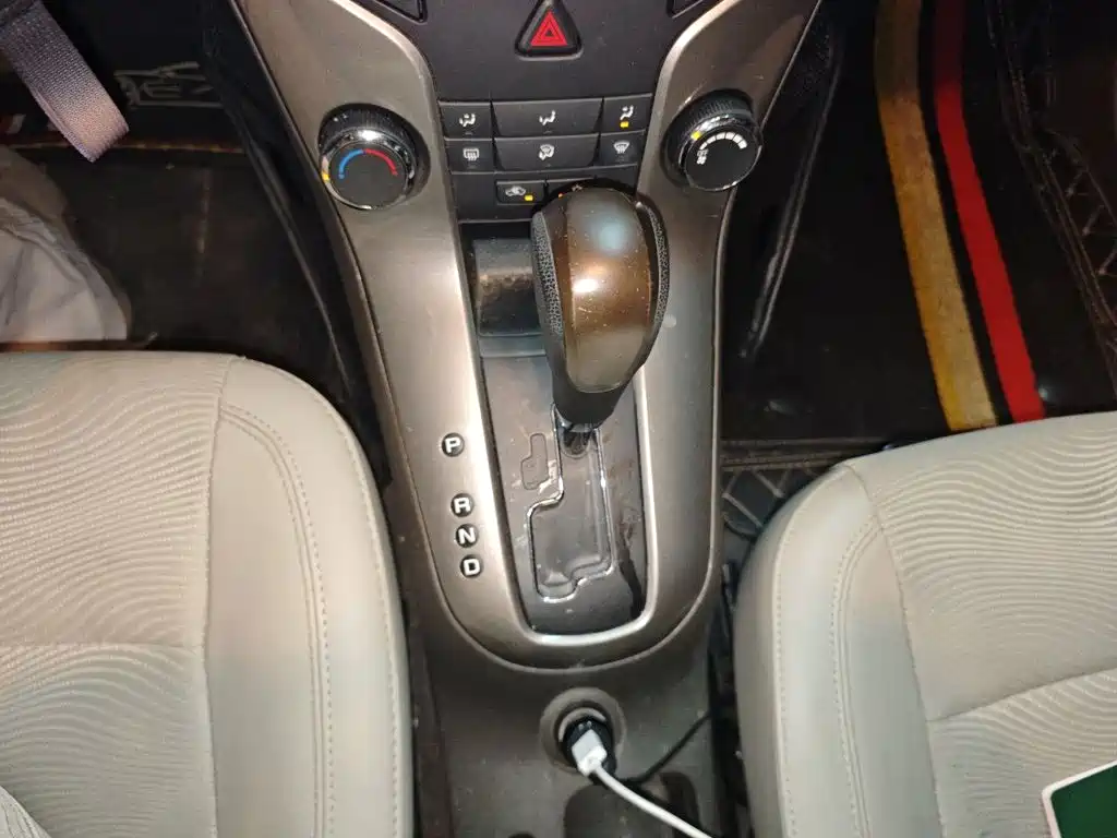 Chevrolet Cruze — миниатюра 15