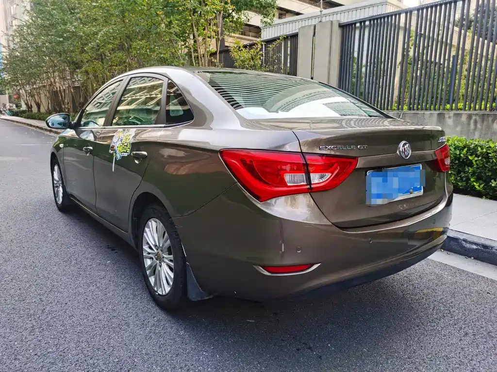 Buick Excelle — миниатюра 6