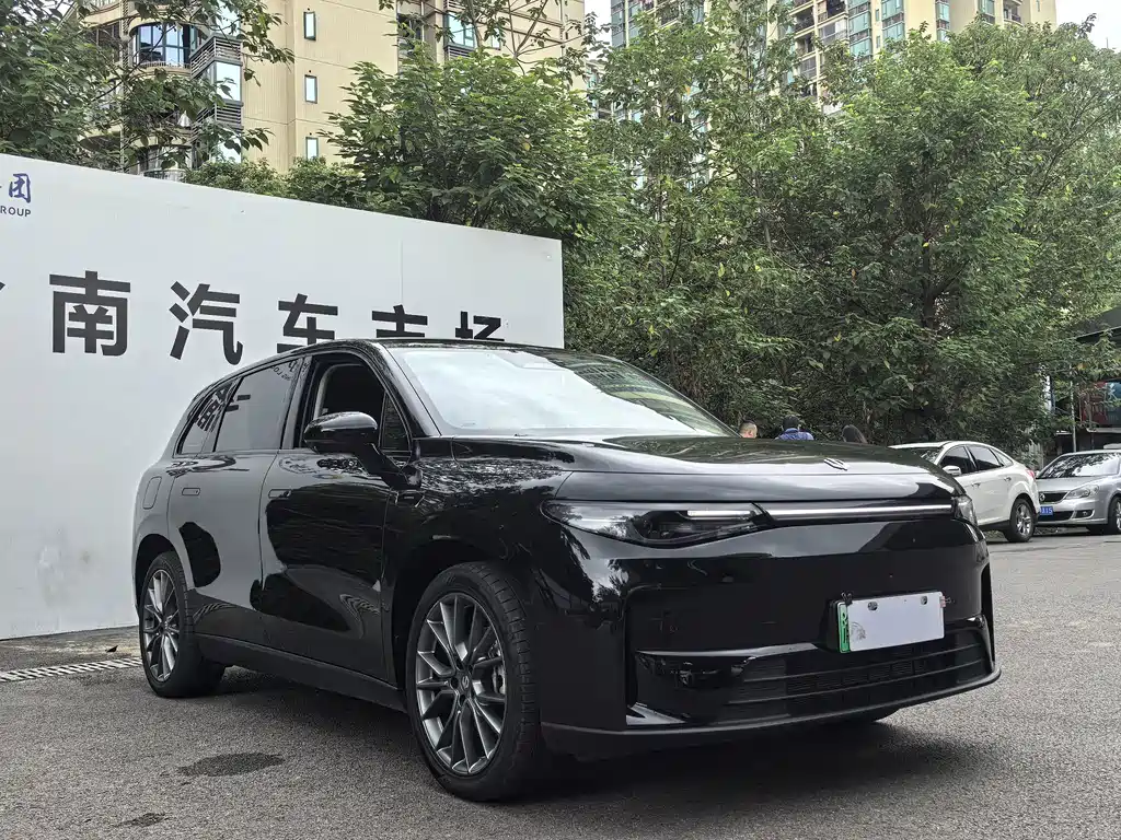 Leapmotor Leapmotor C10 — миниатюра 3