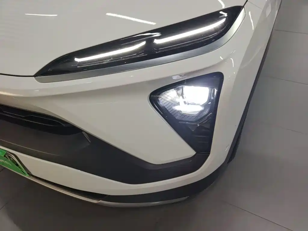 NIO ES6 — миниатюра 24