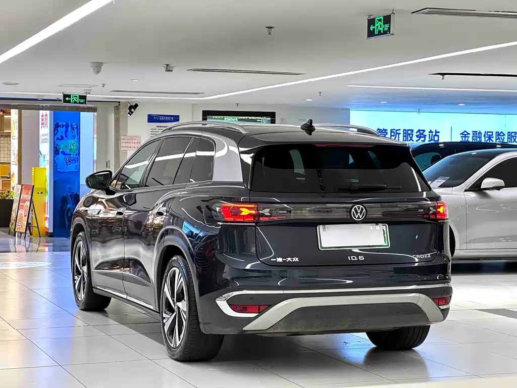 Volkswagen ID.6 Crozz — миниатюра 5