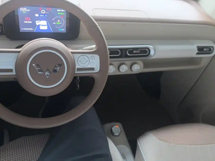 Wuling MINIEV — миниатюра 12