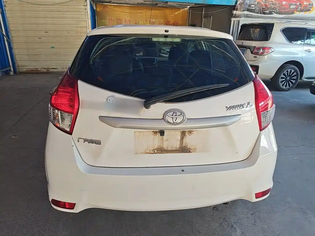 Toyota Yaris L — миниатюра 6