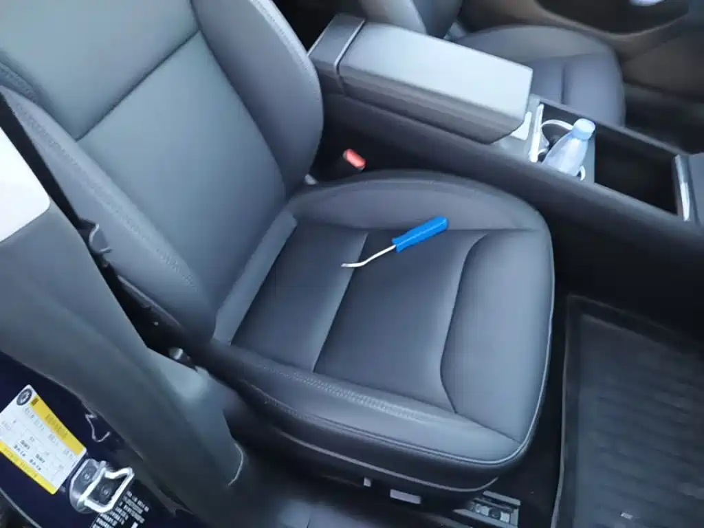 Tesla Model 3 — миниатюра 25
