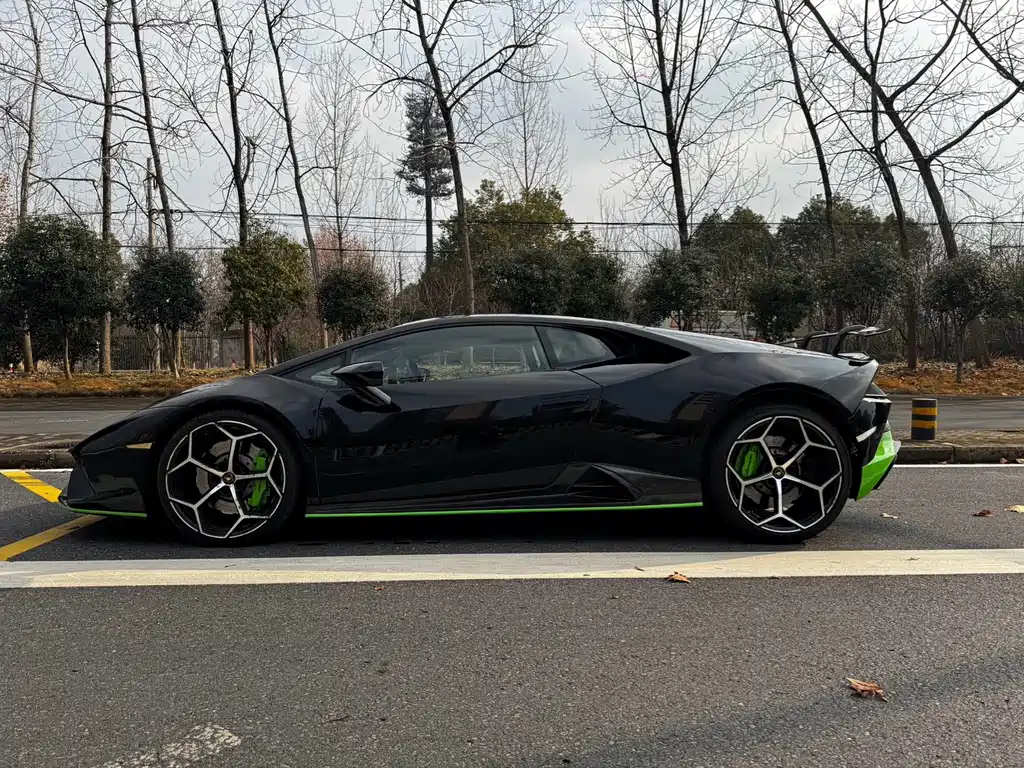 Lamborghini Huracán — миниатюра 2