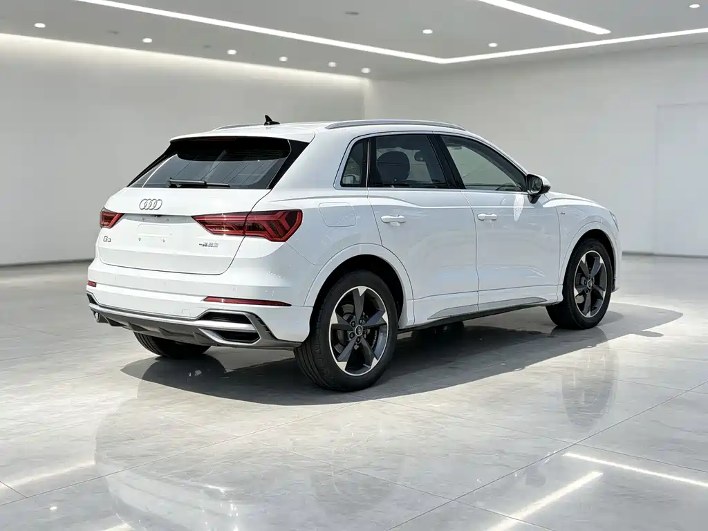 Audi Q3 — миниатюра 4