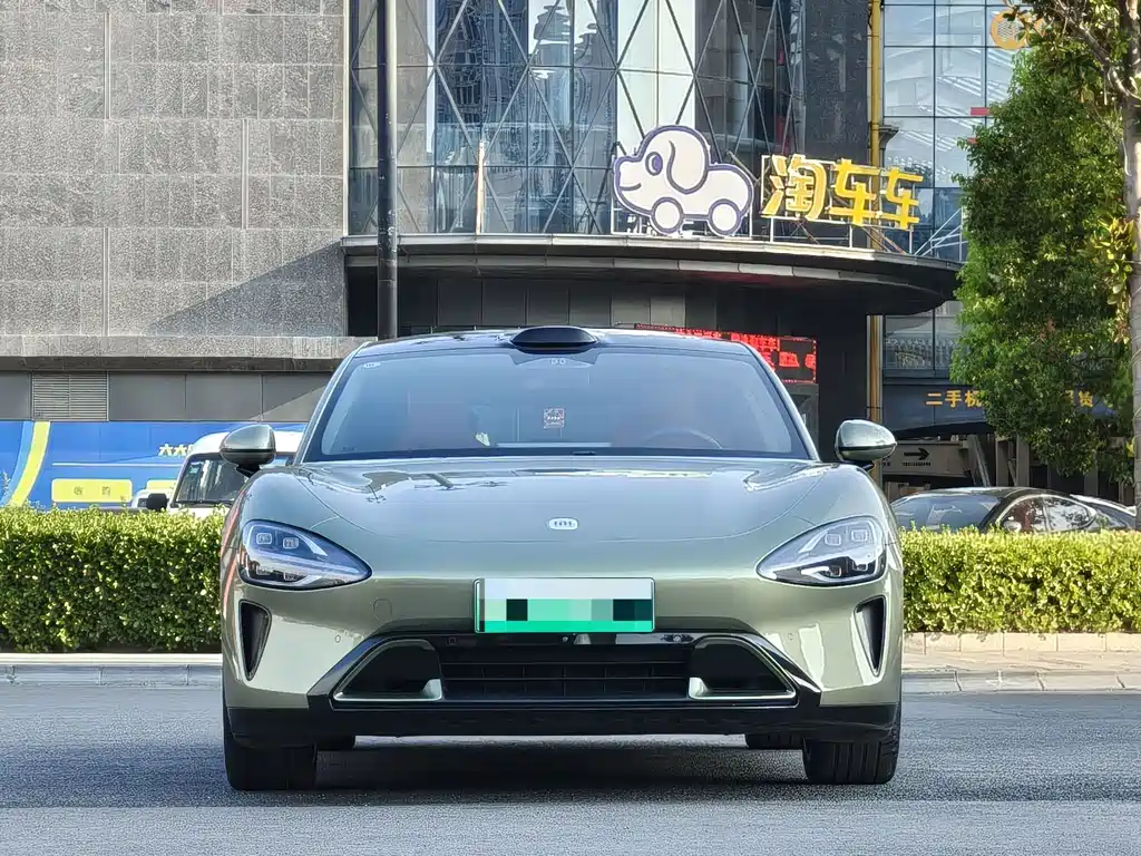 Xiaomi SU7 — миниатюра 2