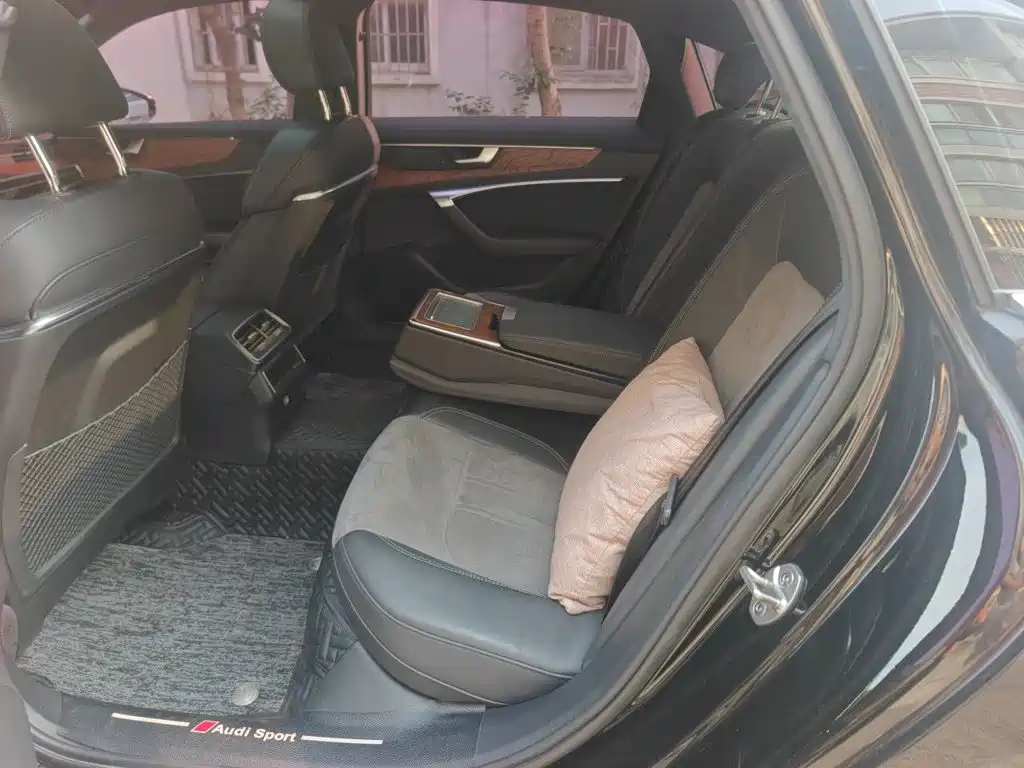 Audi A6L — миниатюра 15
