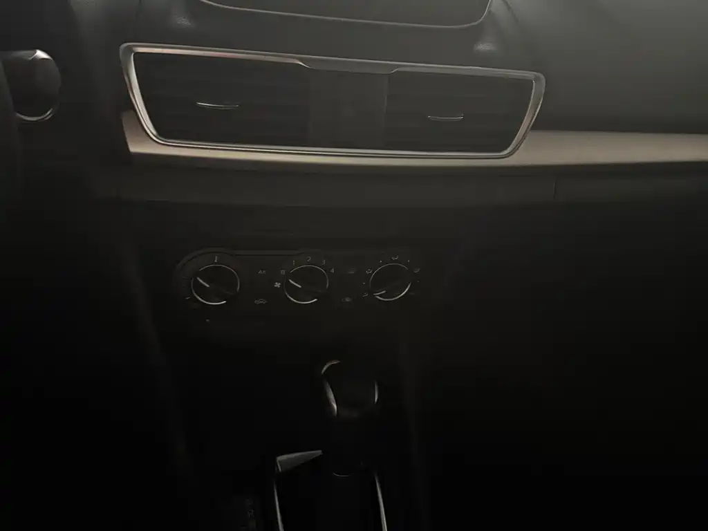 Mazda 3 Axela — миниатюра 6