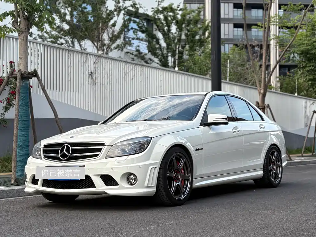 Mercedes-Benz C-Class AMG 2010