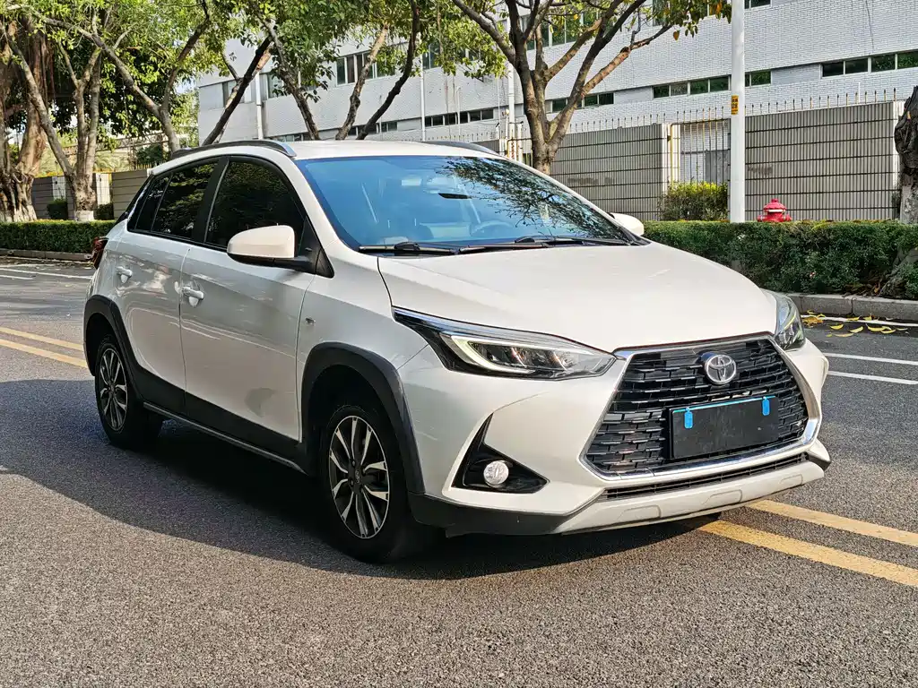 TOYOTA YARIS L ZHIXUAN