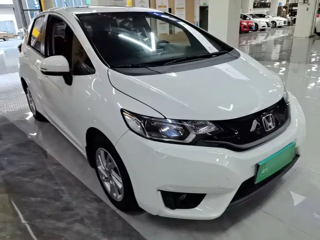 Honda Fit — миниатюра 4