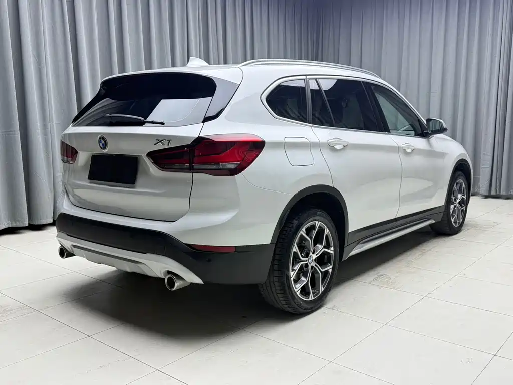 BMW X1 — миниатюра 7