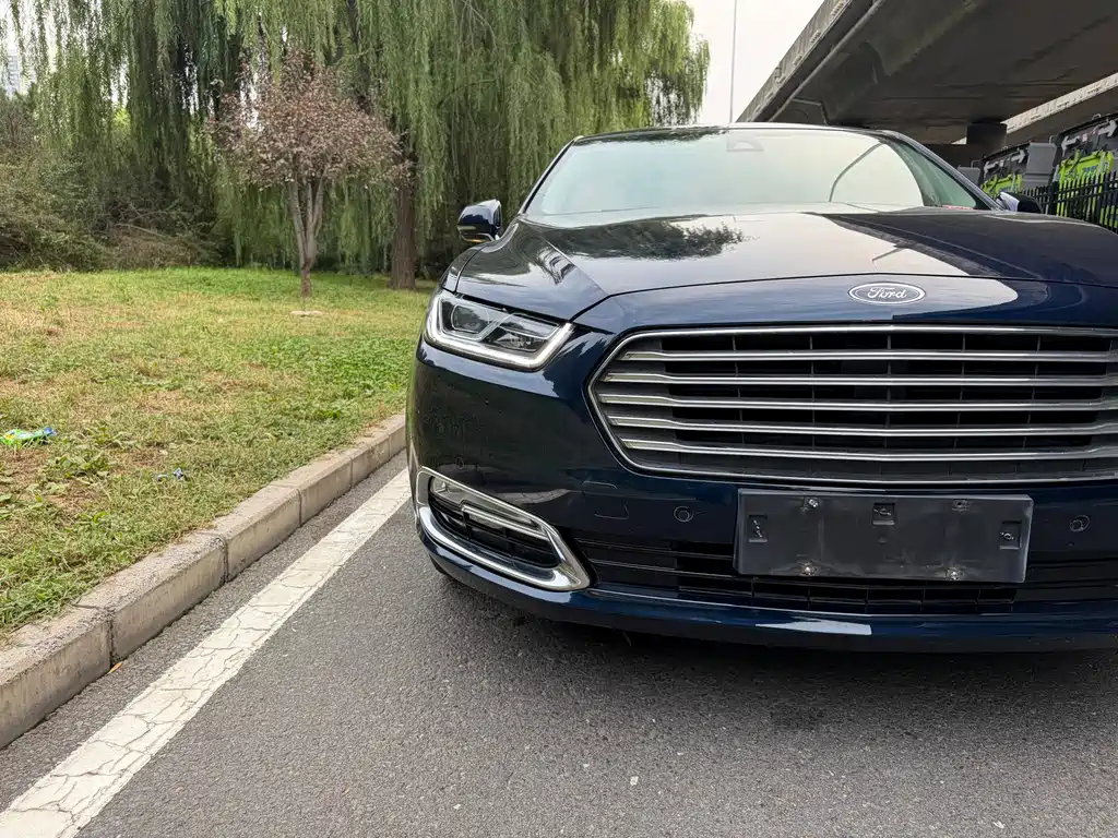 Ford Taurus — миниатюра 14
