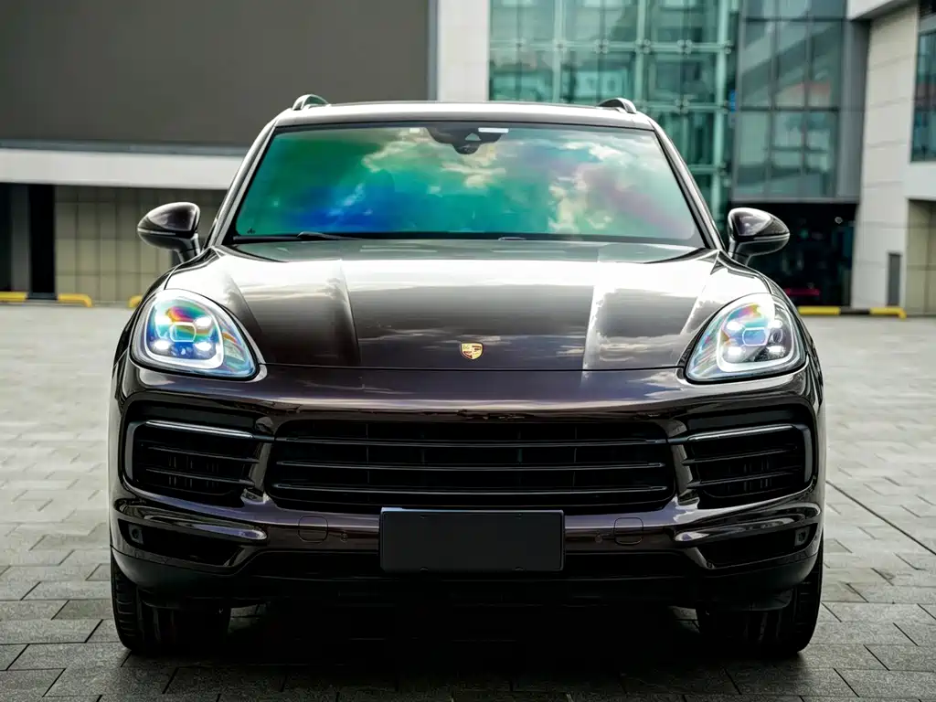 Porsche Cayenne — миниатюра 3