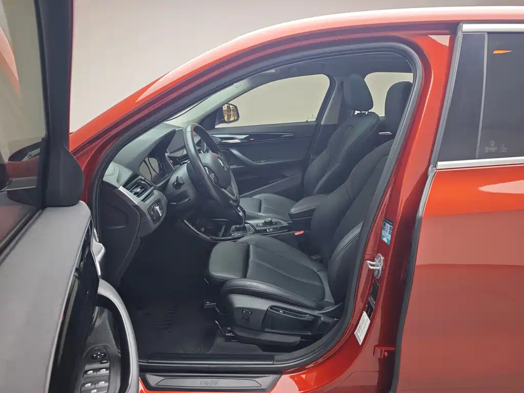 BMW X2 (Import) — миниатюра 10