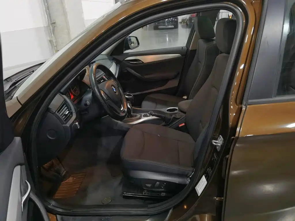 BMW X1 — миниатюра 10