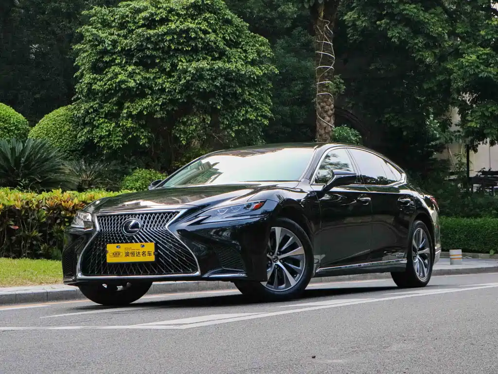 Lexus LS 2018 500h V