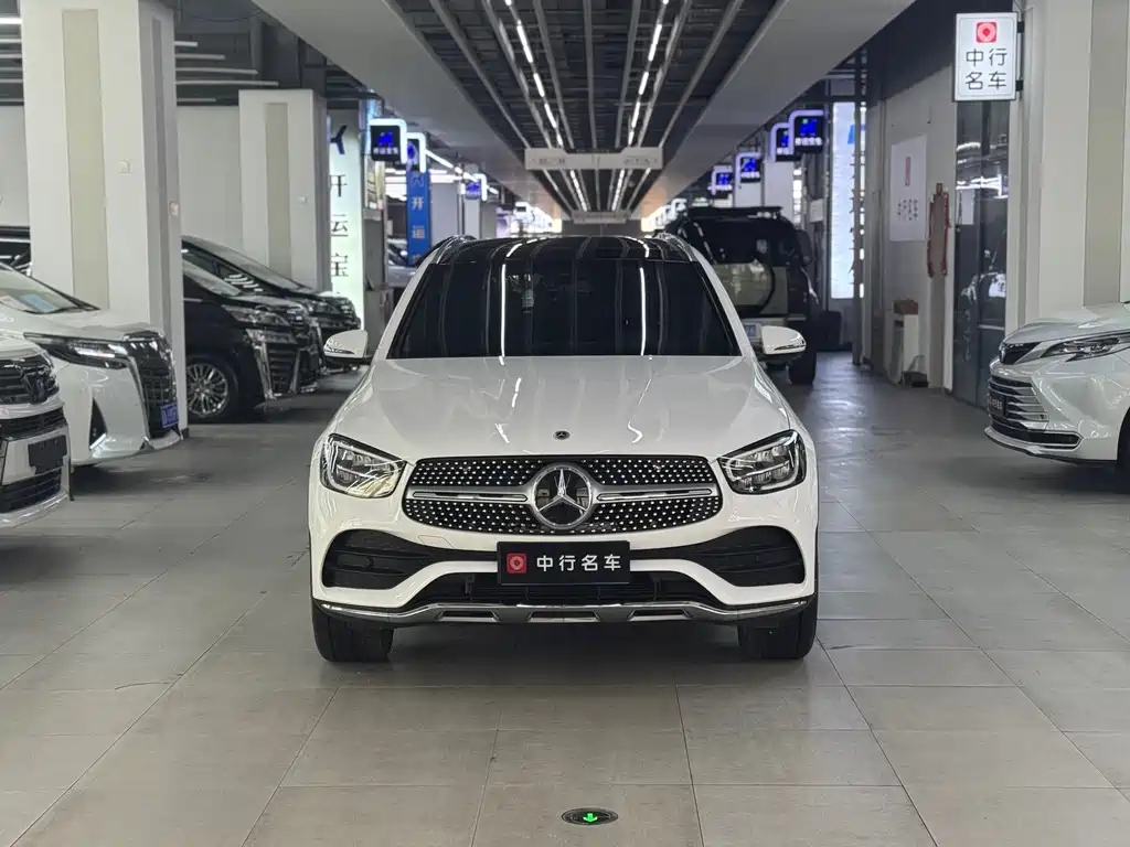 Mercedes-Benz GLC 2023