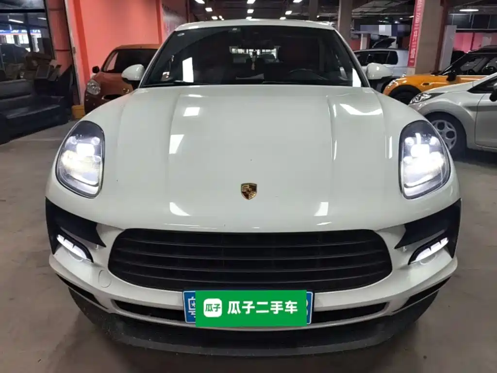 Porsche Macan — миниатюра 3