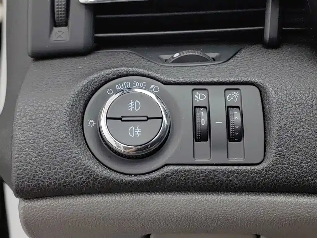 Chevrolet Malibu — миниатюра 21