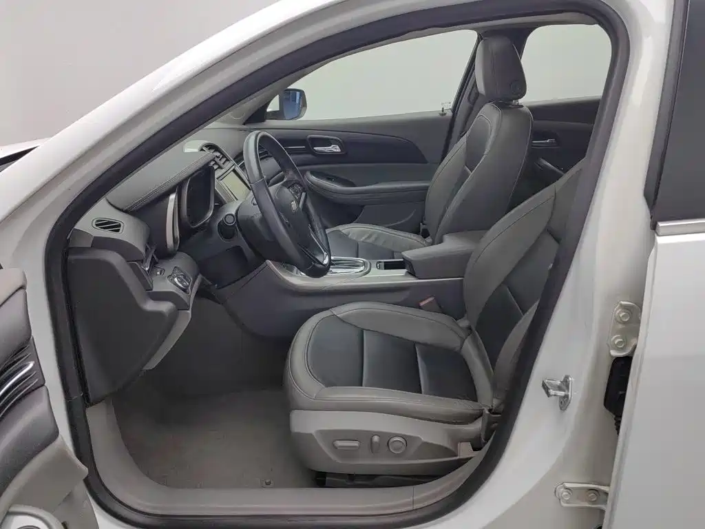 Chevrolet Malibu — миниатюра 10