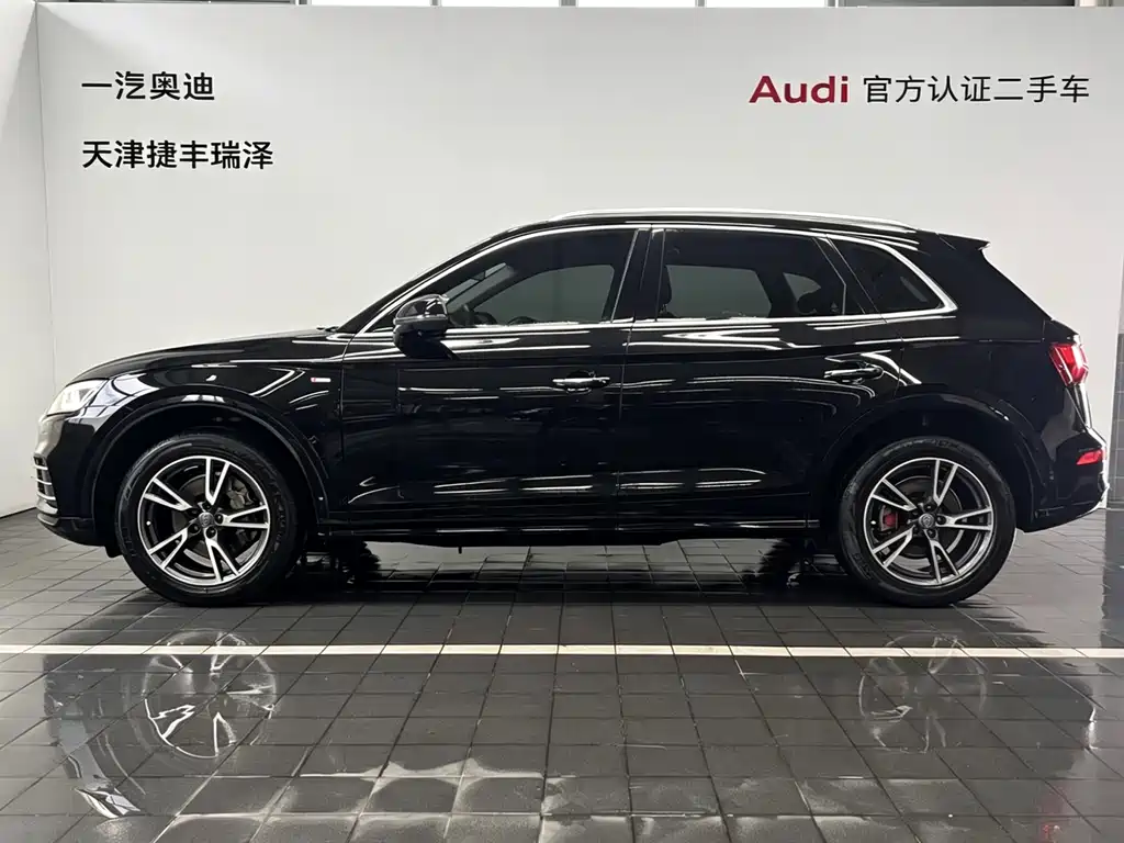Audi Q5L 2018 45 TFSI Premium Fashion V