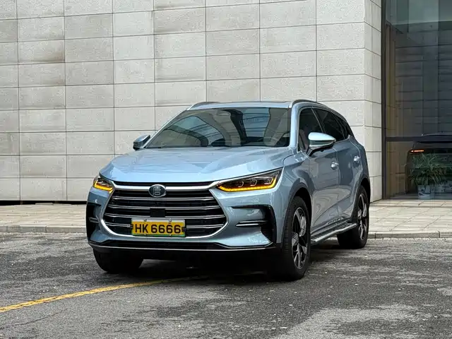 2023 BYD Tang